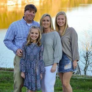 Meet your Posher, Suzanne